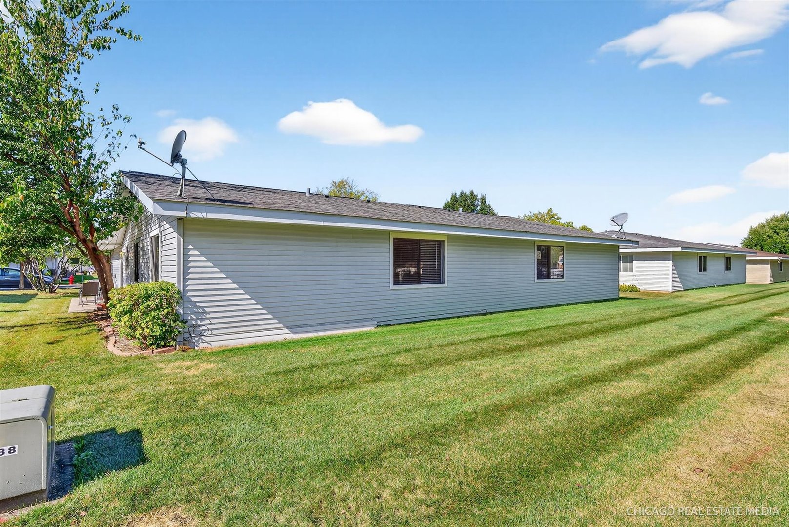 1069 Mohegan Lane, Schaumburg, IL 60193