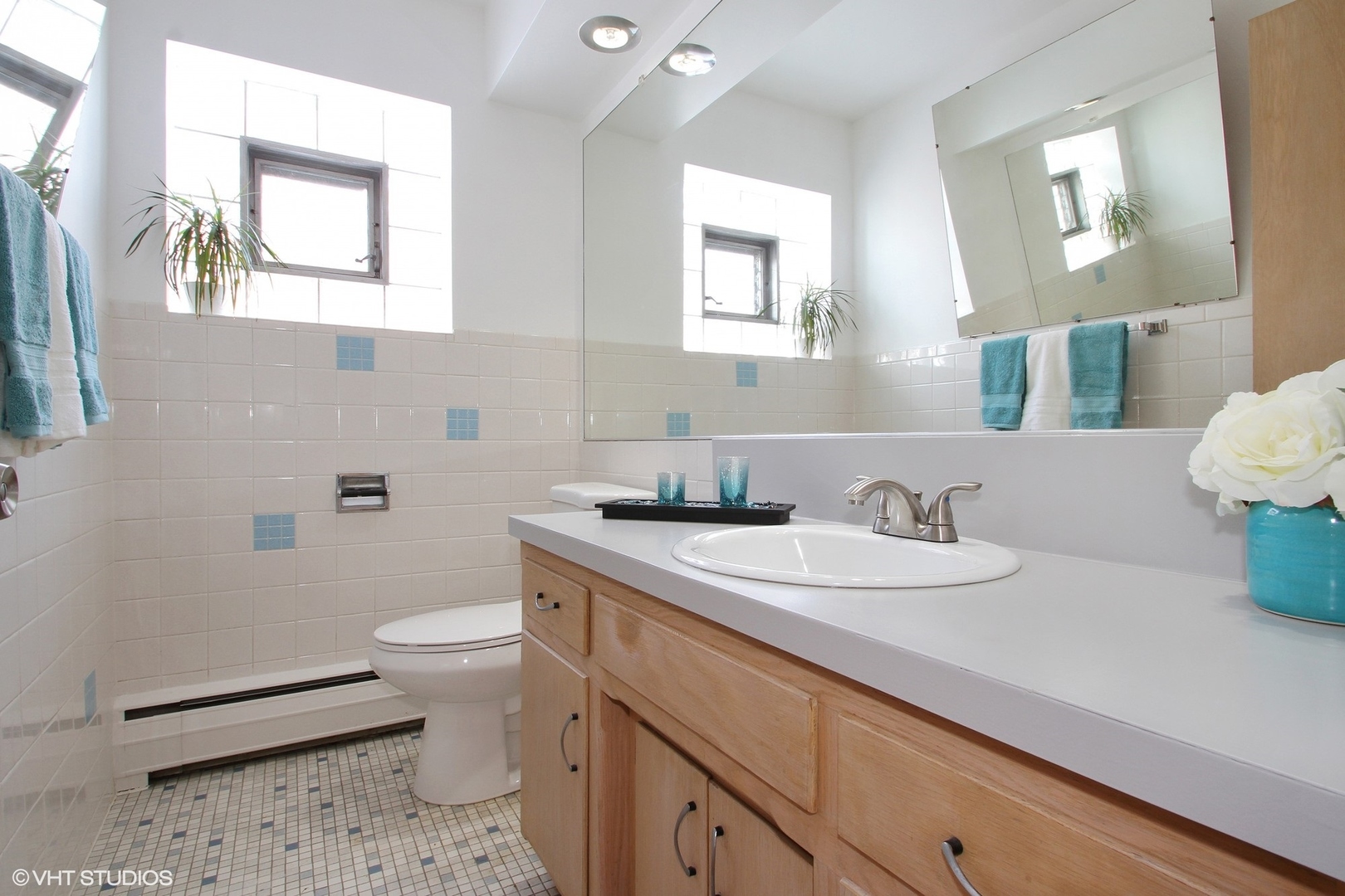8317 W Summerdale Avenue #1, Chicago, IL 60656