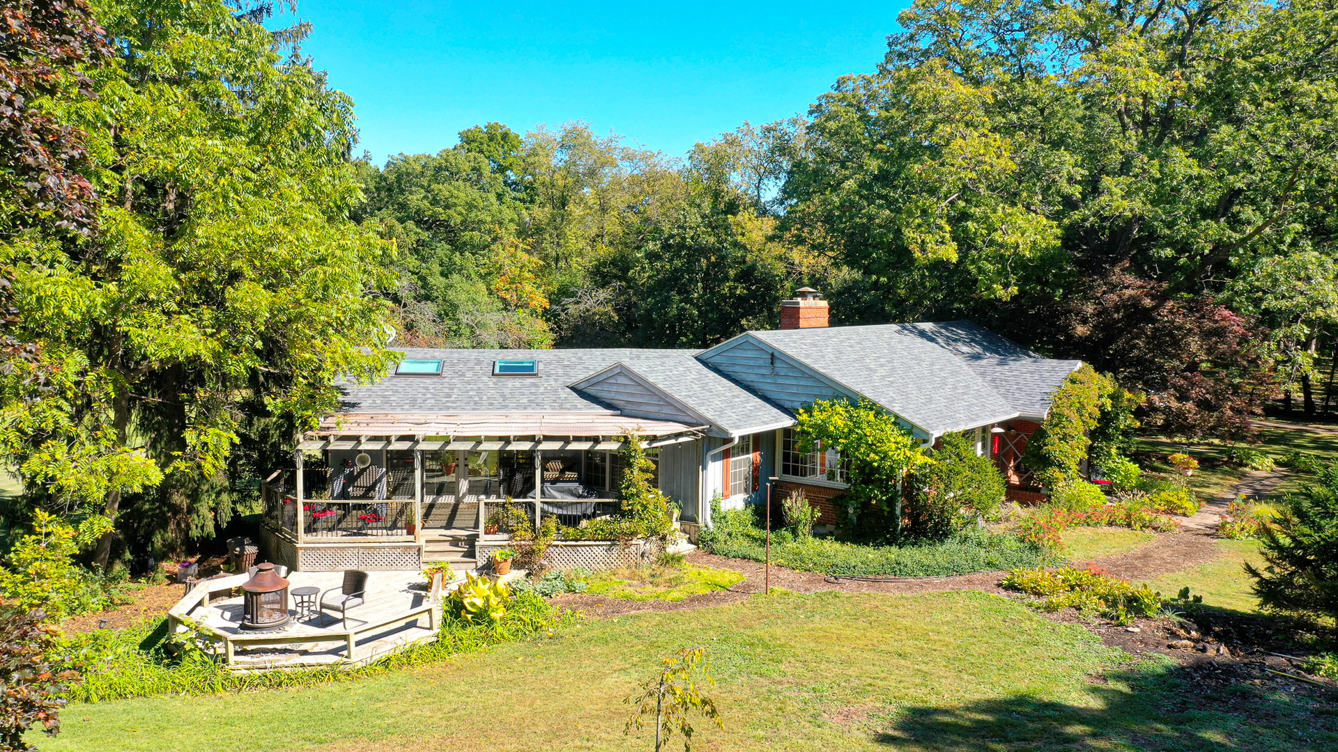 30W030 Schick Road, Bartlett, IL 60103