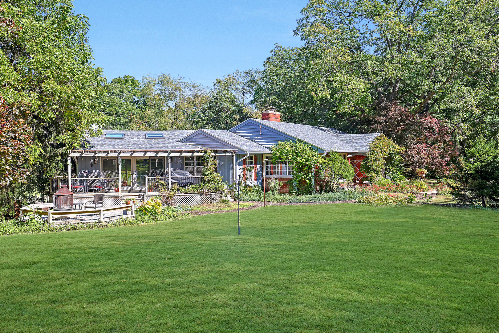 30W030 Schick Road, Bartlett, IL 60103