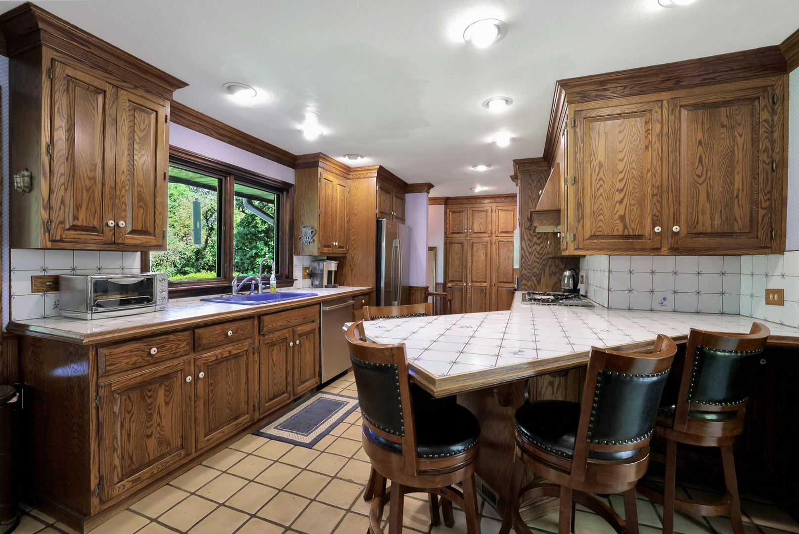 30W030 Schick Road, Bartlett, IL 60103