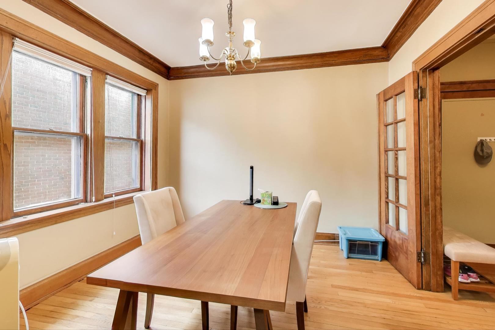 2016 Sherman Avenue #1E, Evanston, IL 60201