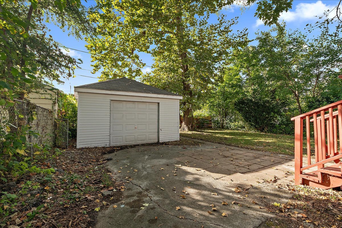 16930 Winchester Avenue, Hazel Crest, IL 60429