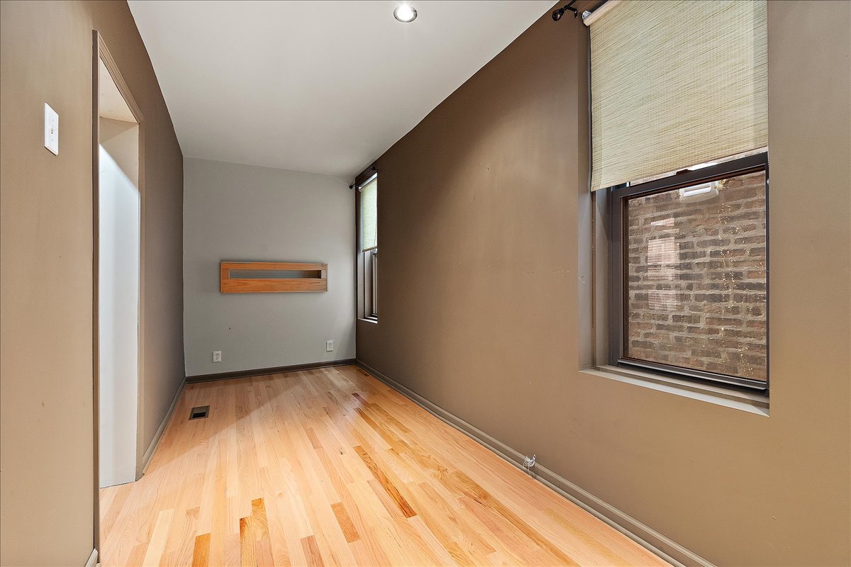 3640 S Lowe Avenue, Chicago, IL 60609