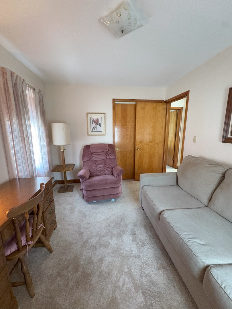 4533 Hirschberg Court, Schiller Park, IL 60176