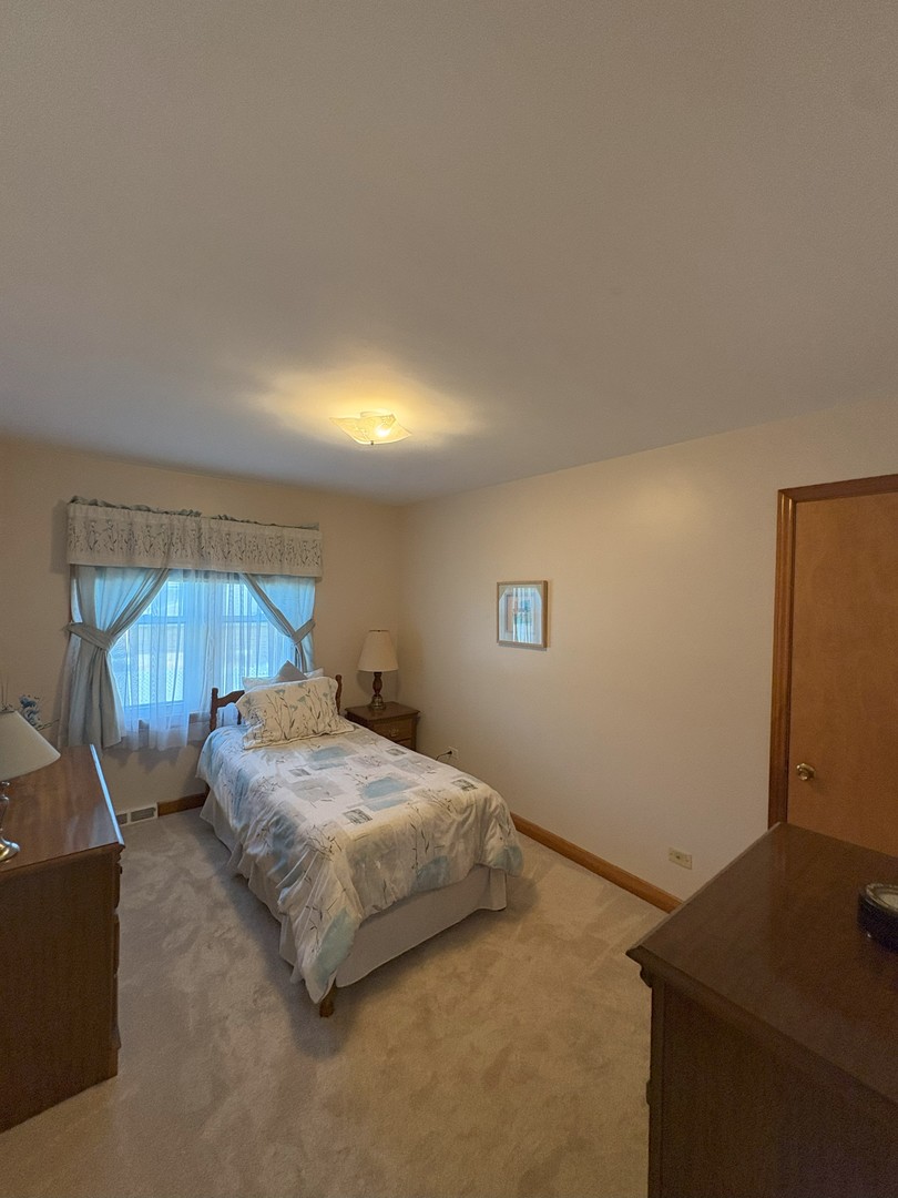 4533 Hirschberg Court, Schiller Park, IL 60176