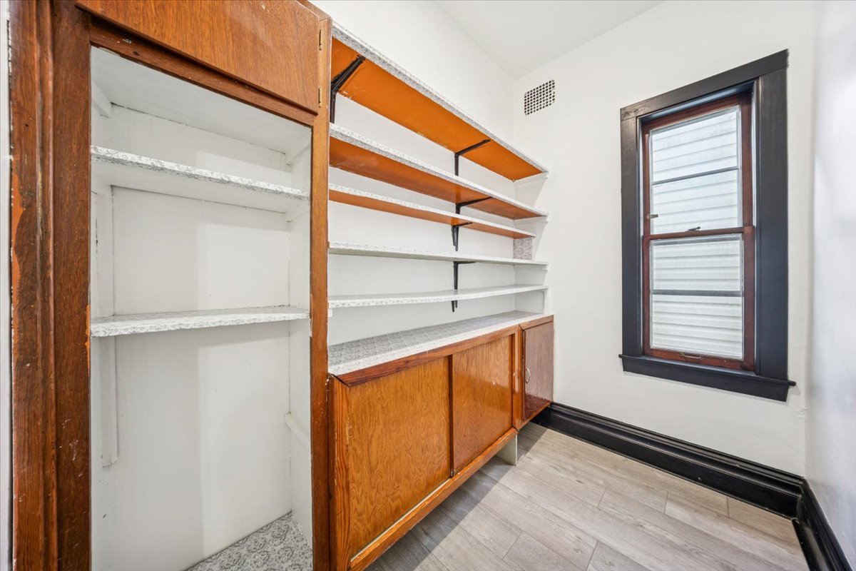 3134 W 39th Place, Chicago, IL 60632