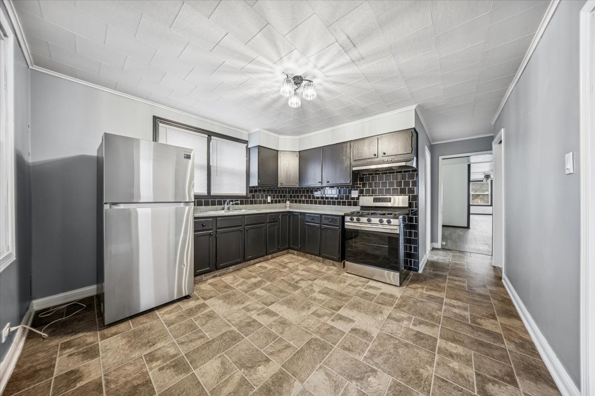 3134 W 39th Place, Chicago, IL 60632