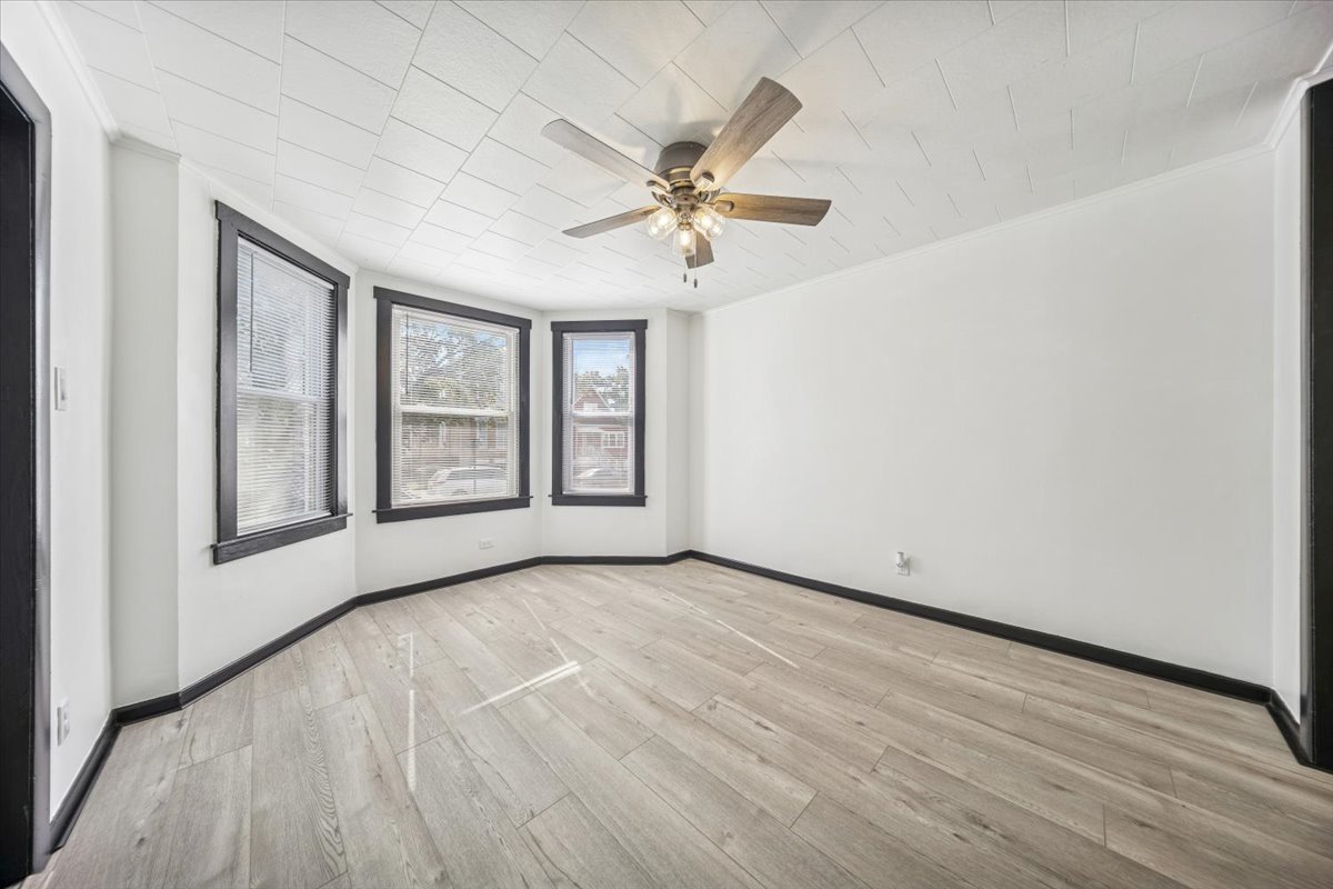 3134 W 39th Place, Chicago, IL 60632