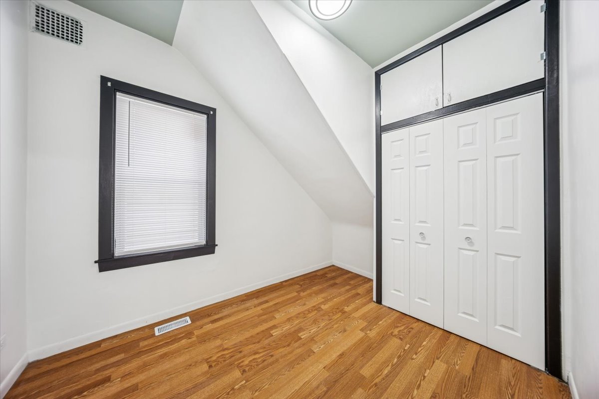 3134 W 39th Place, Chicago, IL 60632