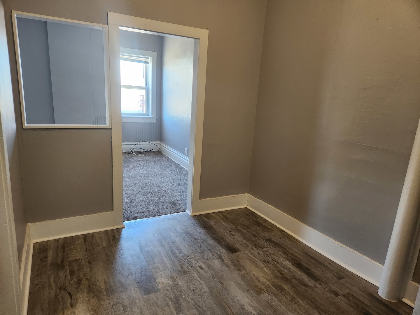 105 E Lincoln Avenue, Hinckley, IL 60520