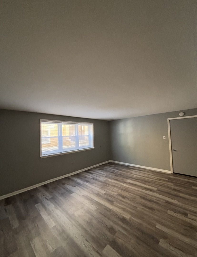12448 Fairview Avenue #BE, Blue Island, IL 60406