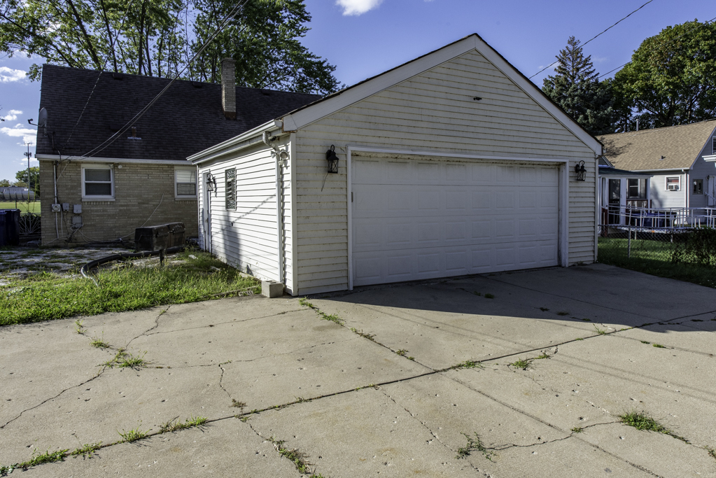 1815 Hervey Avenue, North Chicago, IL 60064