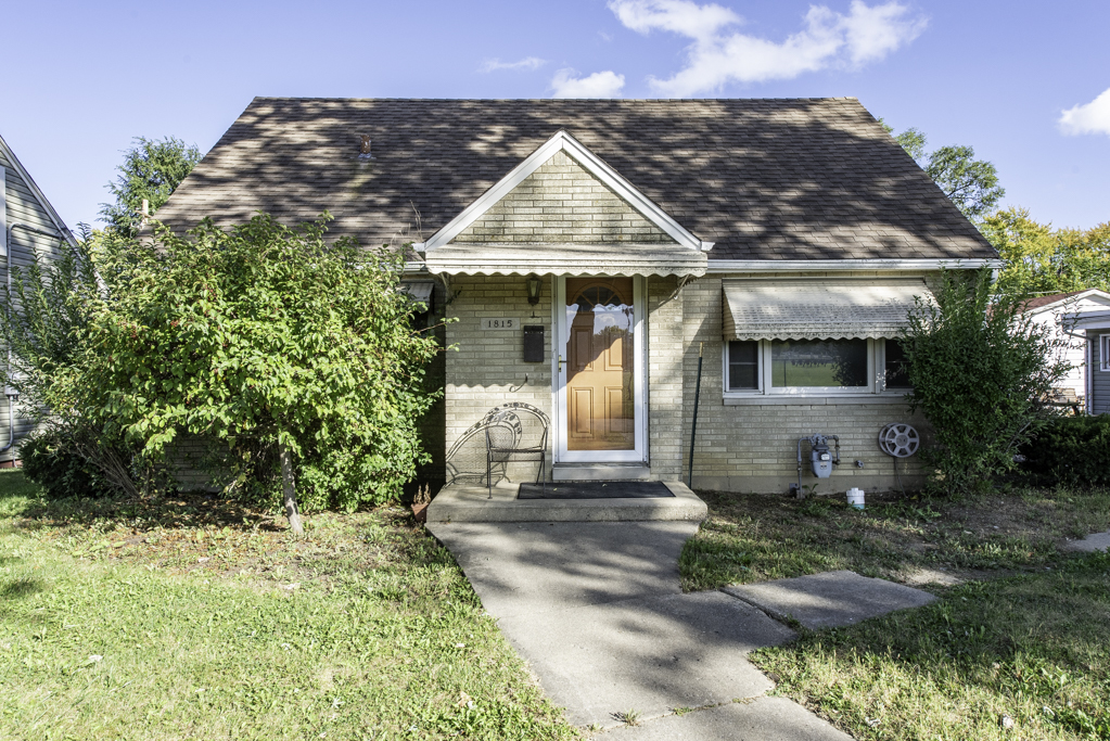 1815 Hervey Avenue, North Chicago, IL 60064