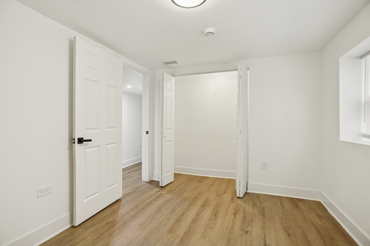 2336 Scoville Avenue, Berwyn, IL 60402