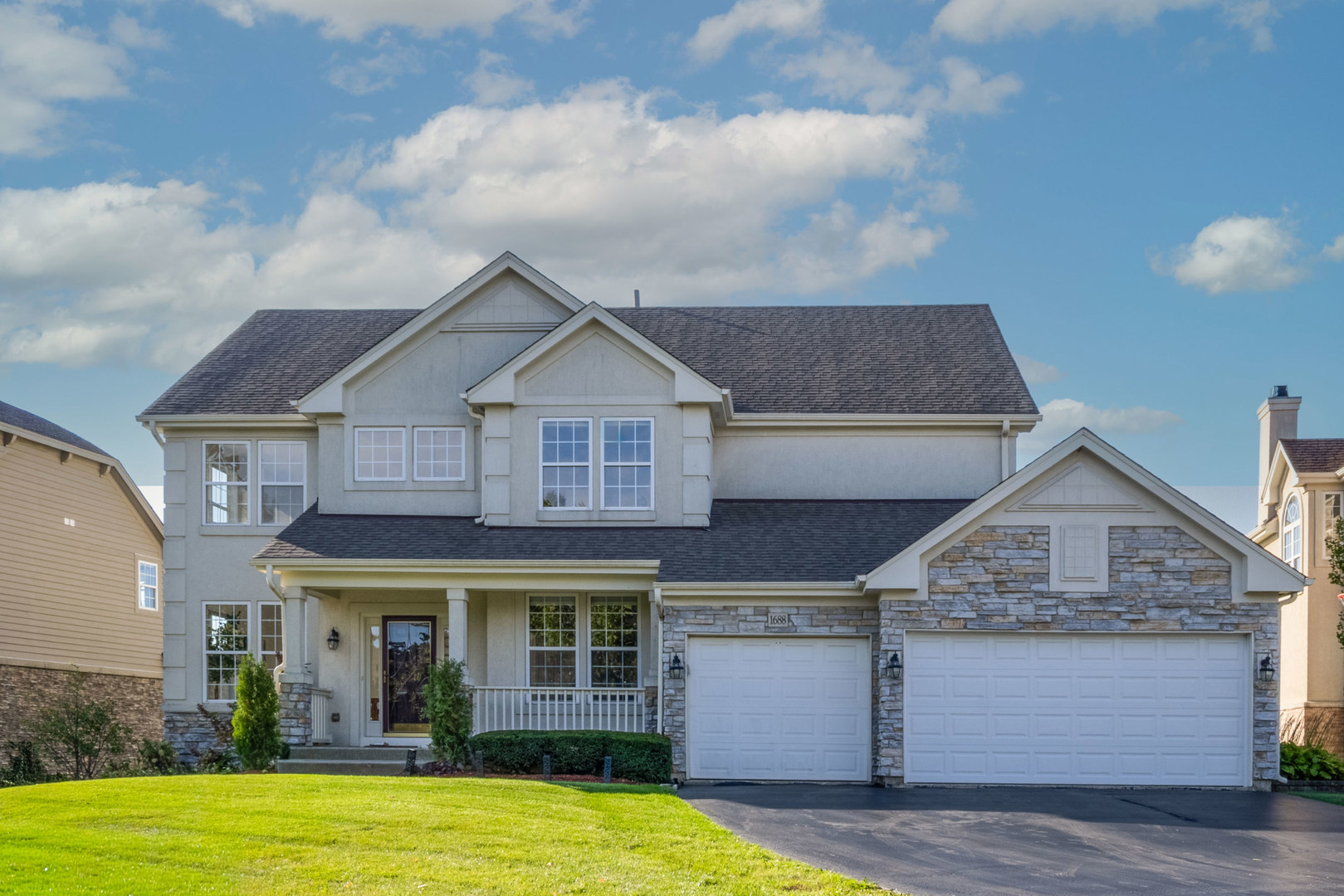 1688 Saint Andrew Drive, Vernon Hills, IL 60061