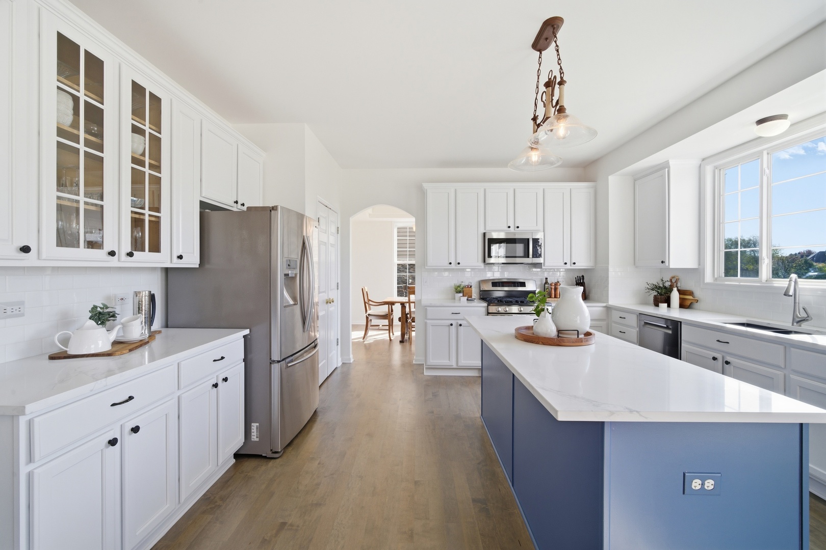 1688 Saint Andrew Drive, Vernon Hills, IL 60061