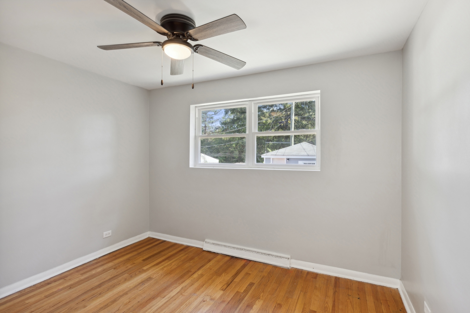 14455 Des Plaines Street, Harvey, IL 60426
