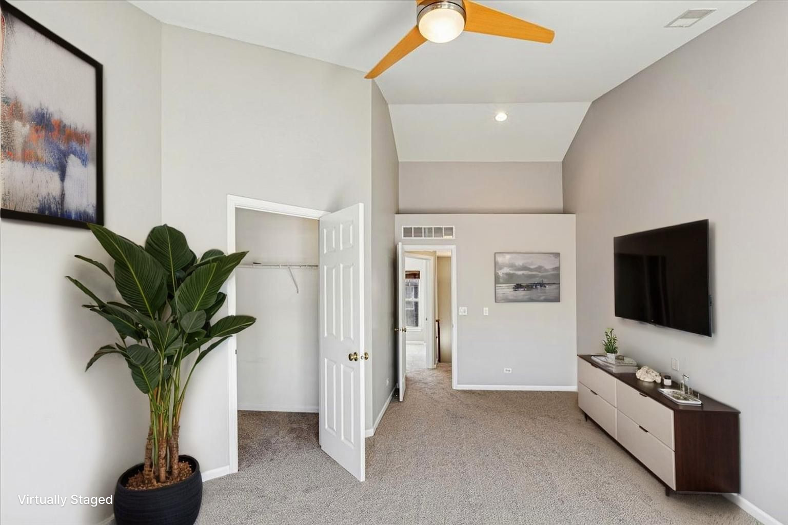 6135 River Bend Drive, Lisle, IL 60532