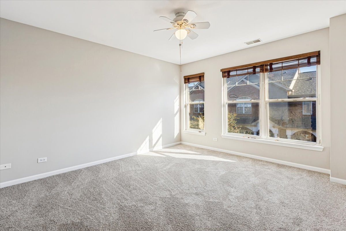 6135 River Bend Drive, Lisle, IL 60532