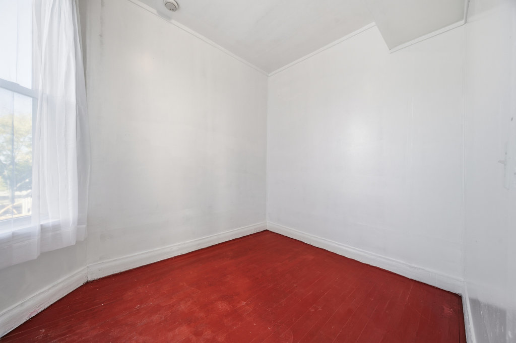 3851 W Lexington Street, Chicago, IL 60624