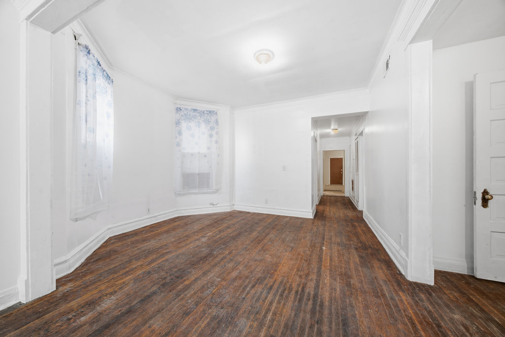 3851 W Lexington Street, Chicago, IL 60624