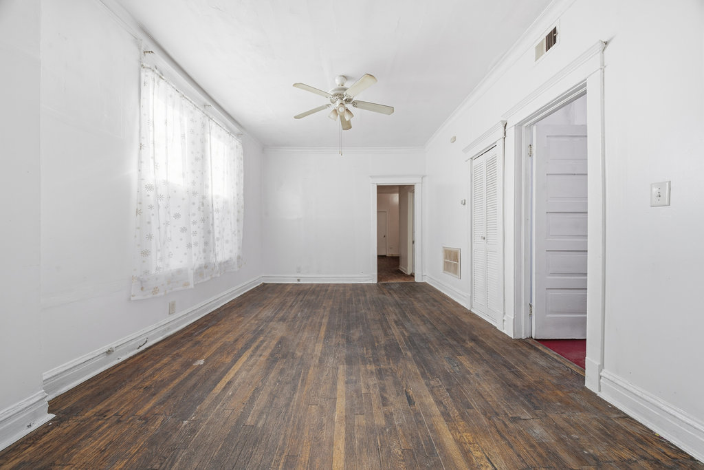 3851 W Lexington Street, Chicago, IL 60624