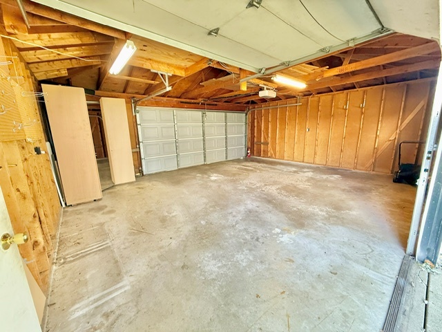 924 Britta Lane, Geneva, IL 60134