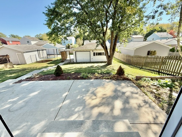 924 Britta Lane, Geneva, IL 60134