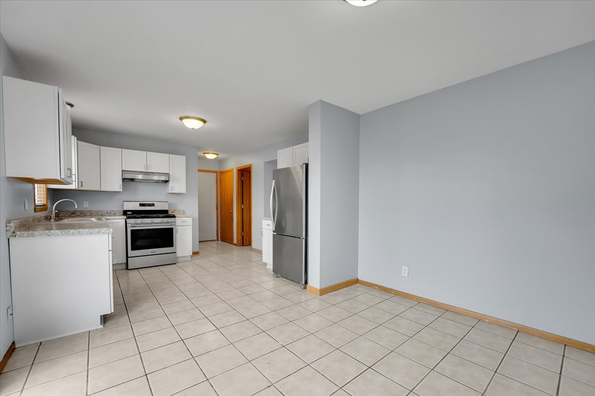 6621 Samantha Lane, Rockford, IL 61107