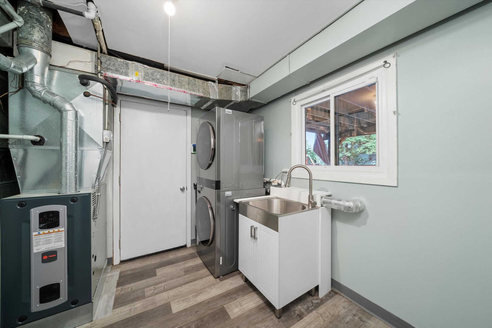8601 S Kean Avenue, Hickory Hills, IL 60457