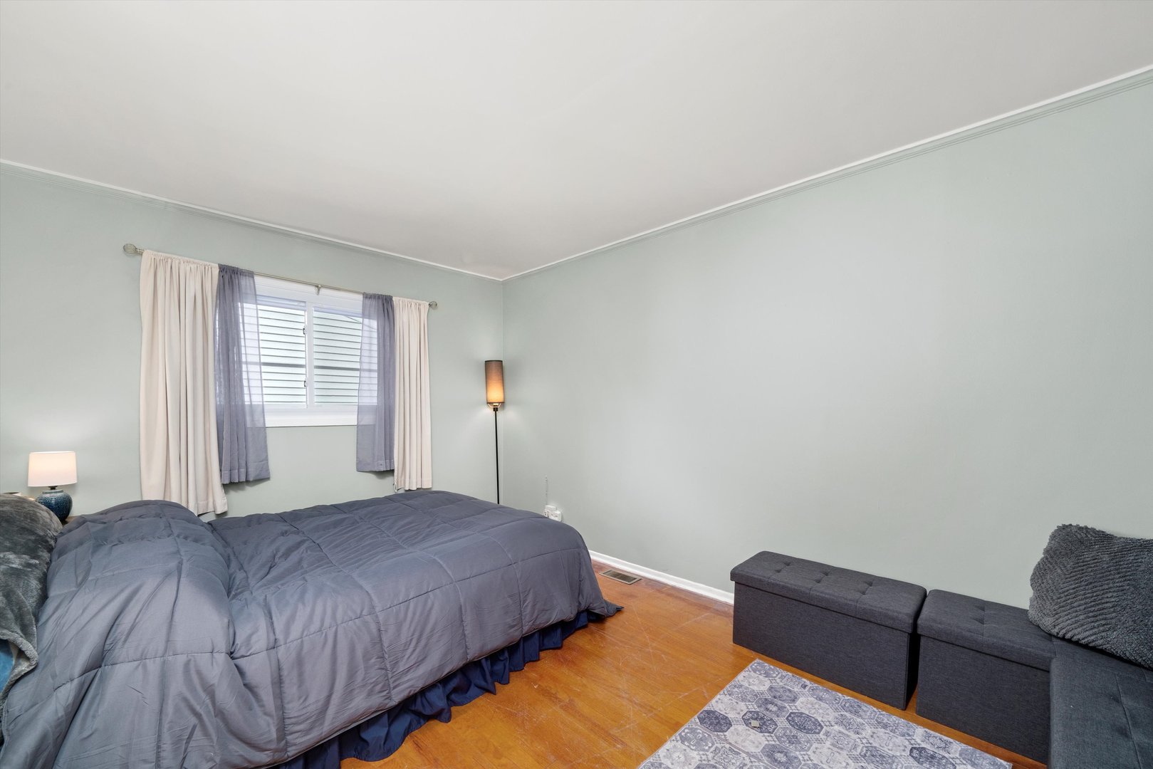 8601 S Kean Avenue, Hickory Hills, IL 60457