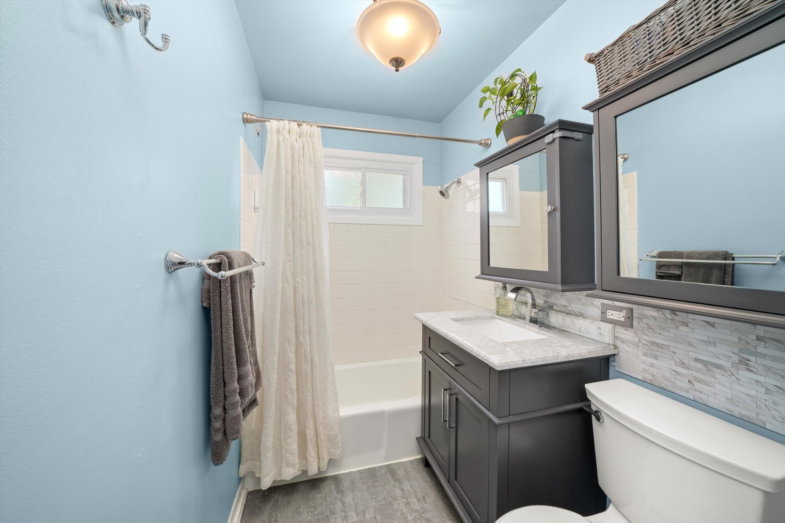8601 S Kean Avenue, Hickory Hills, IL 60457
