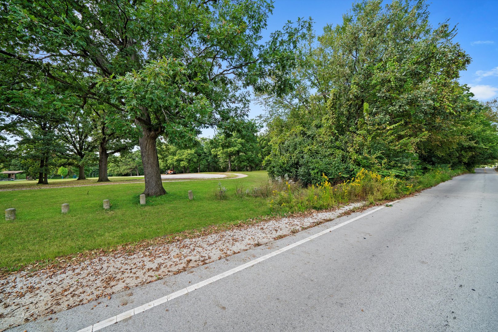 8601 S Kean Avenue, Hickory Hills, IL 60457