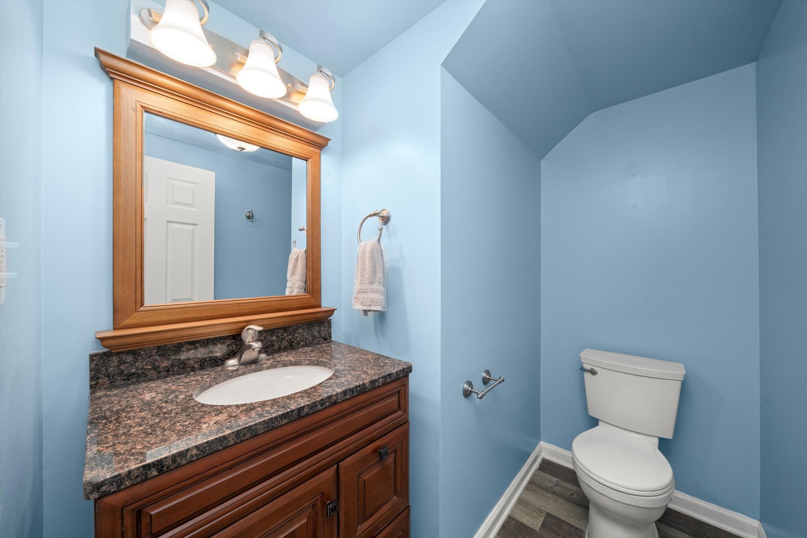 8601 S Kean Avenue, Hickory Hills, IL 60457