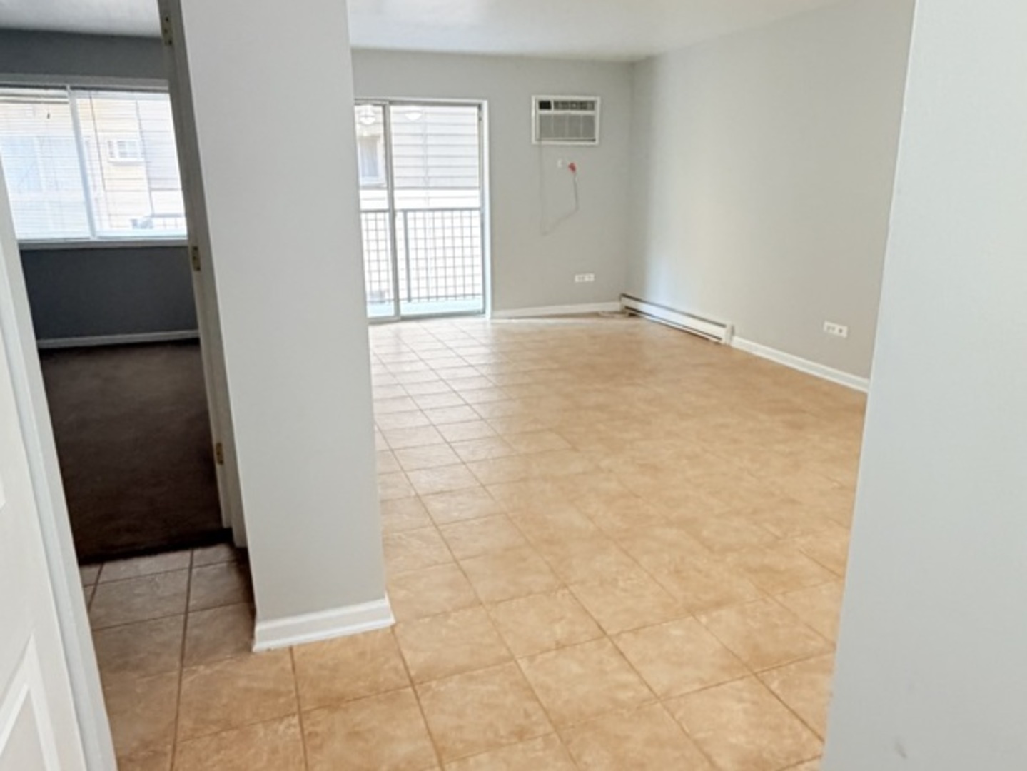 310 Lathrop Avenue #307, Forest Park, IL 60130