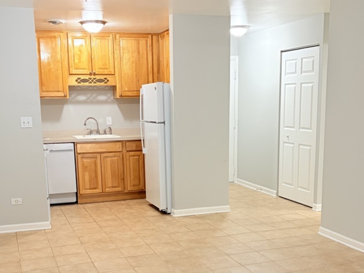 310 Lathrop Avenue #307, Forest Park, IL 60130