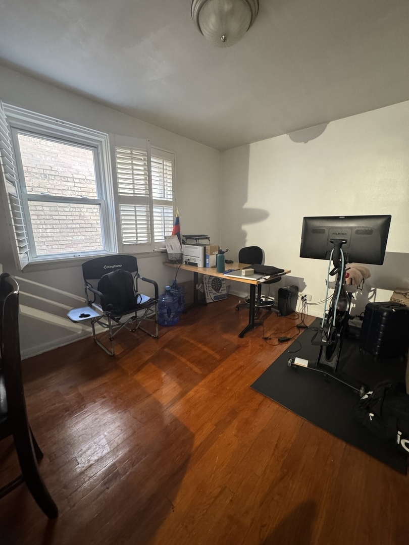 5527 N Central Avenue #1, Chicago, IL 60630