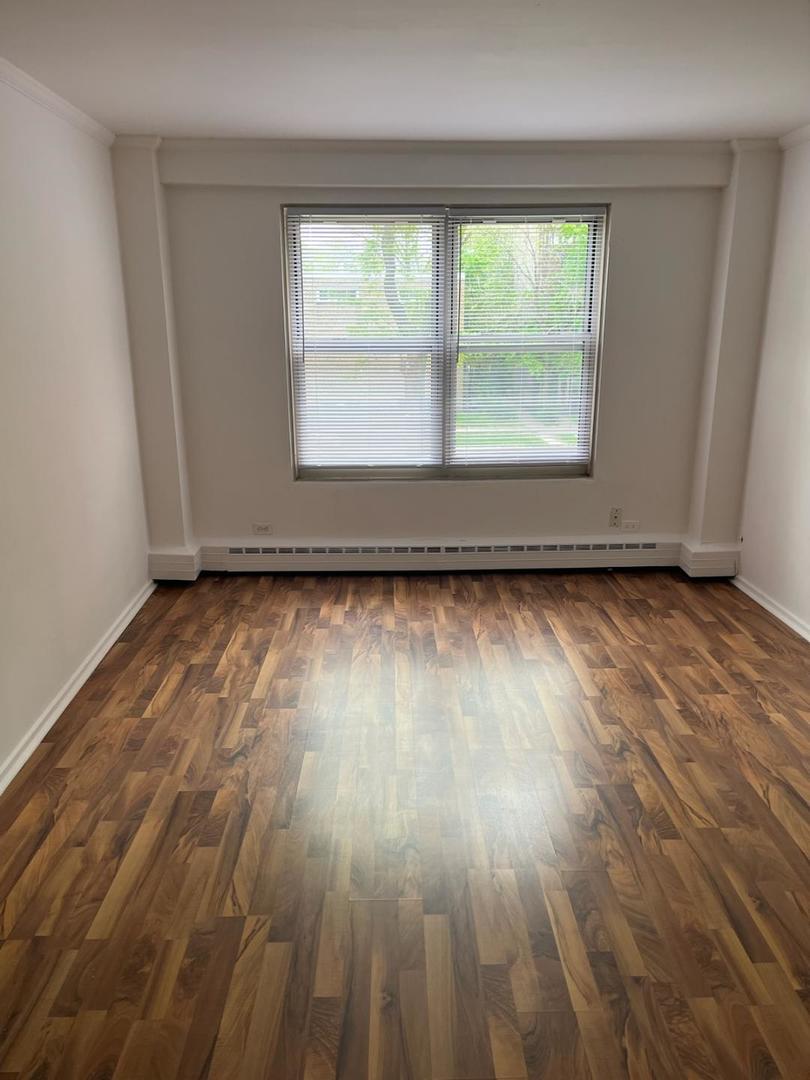 2610 W Berwyn Avenue #407, Chicago, IL 60625