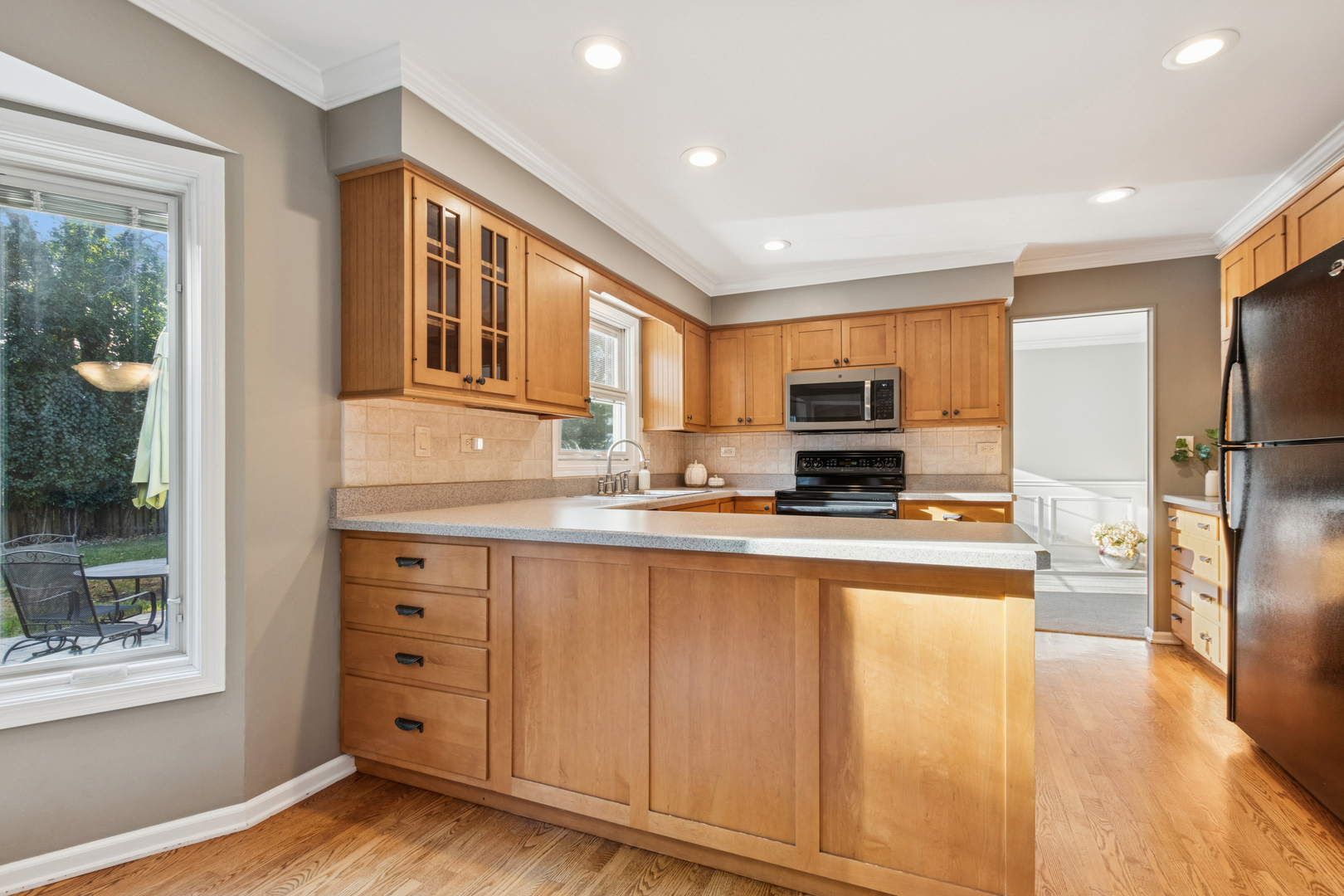 1940 Chippewa Drive, Wheaton, IL 60189