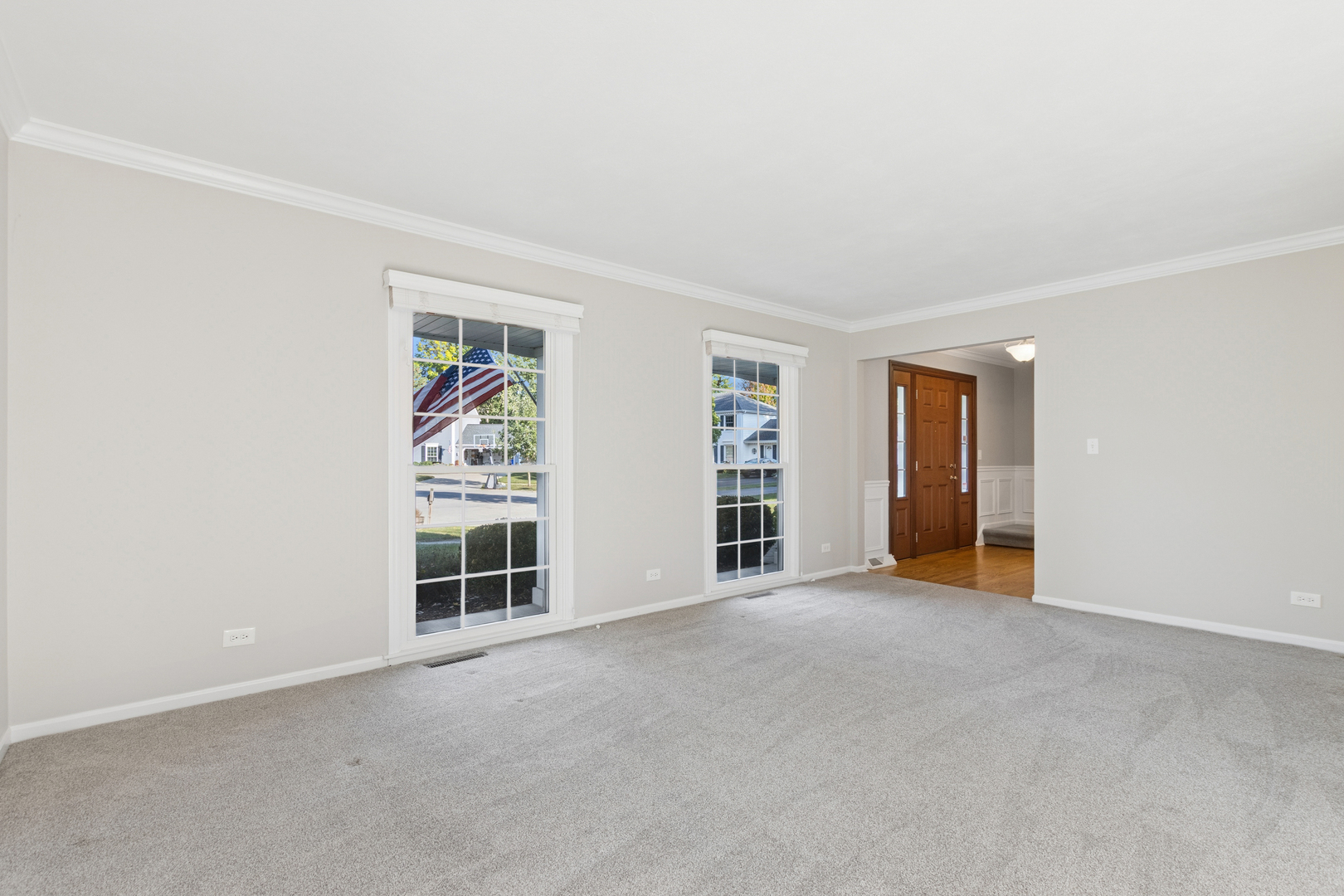 1940 Chippewa Drive, Wheaton, IL 60189