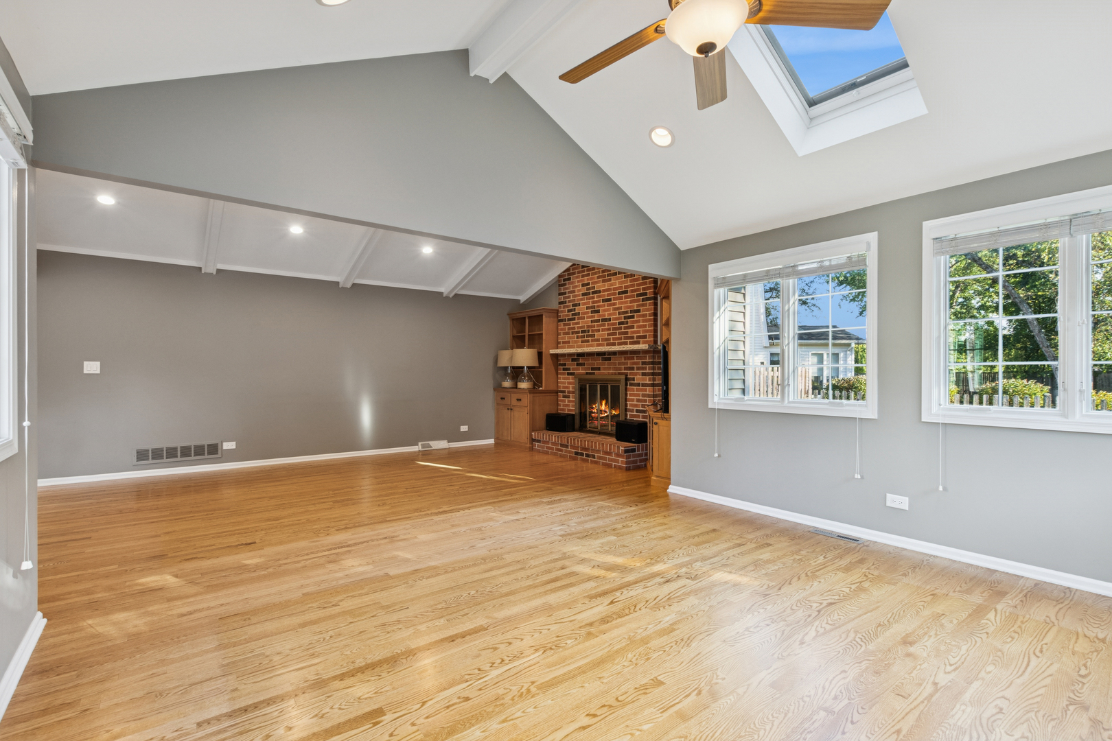 1940 Chippewa Drive, Wheaton, IL 60189