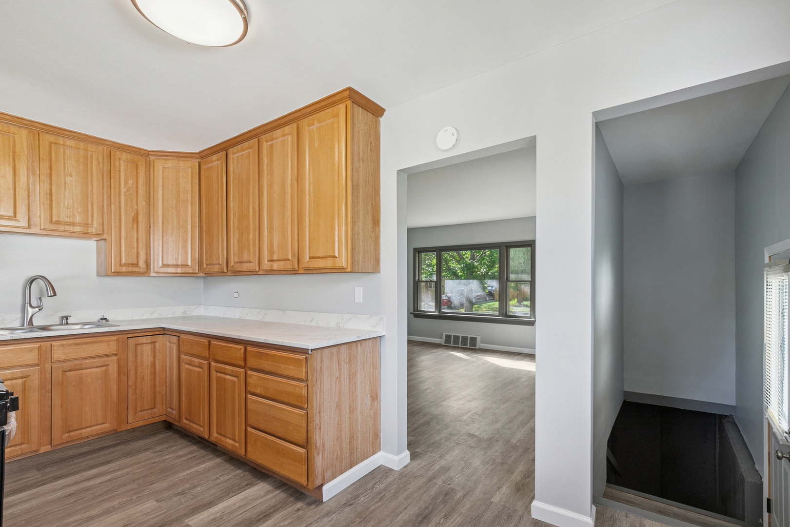 1913 Chippewa Road, Waukegan, IL 60087