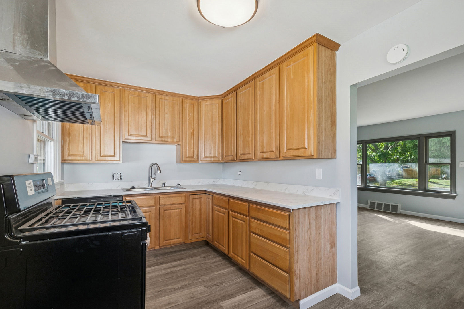 1913 Chippewa Road, Waukegan, IL 60087
