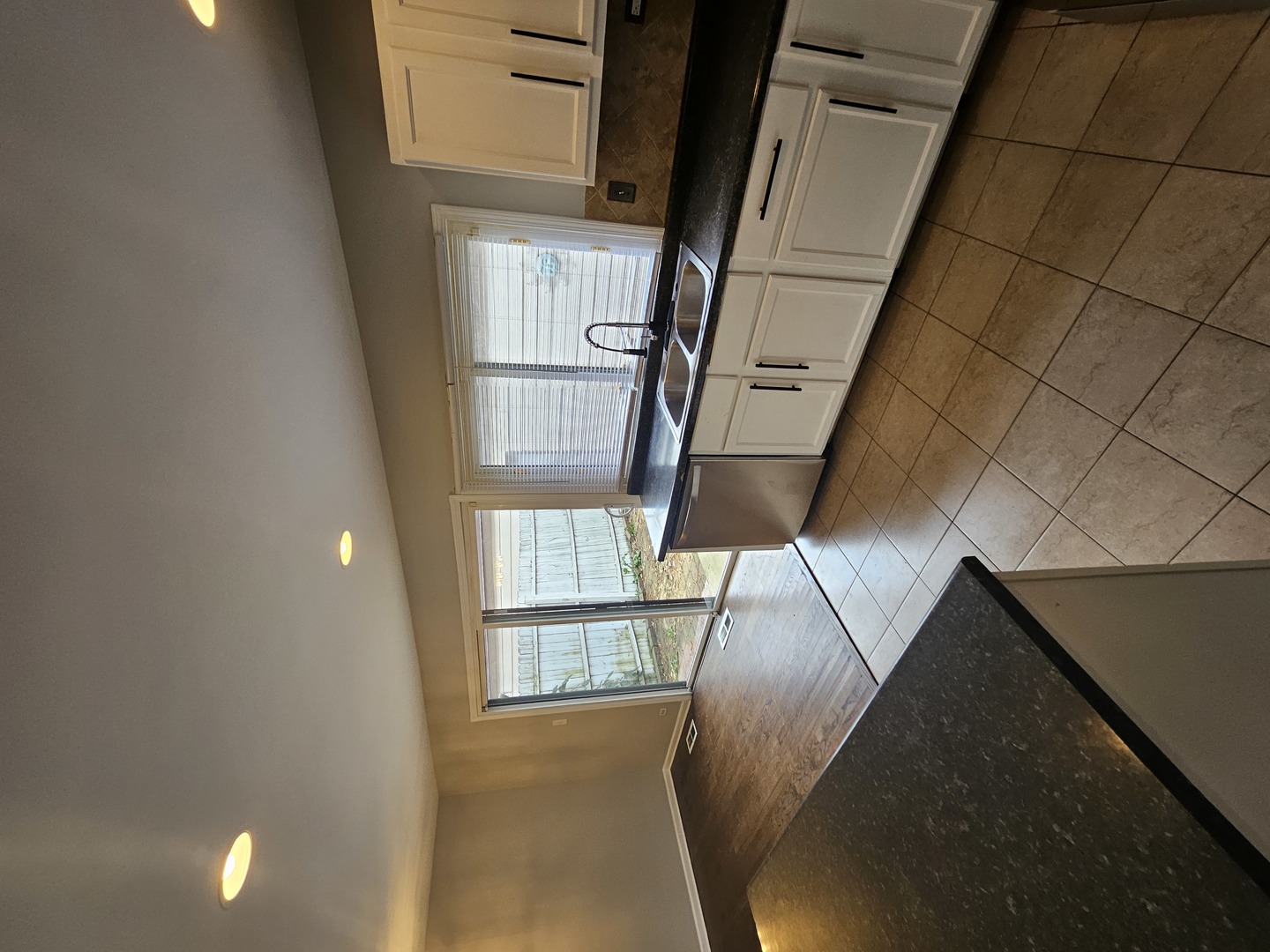 1239 SAN SIMEON Drive, Hanover Park, IL 60133