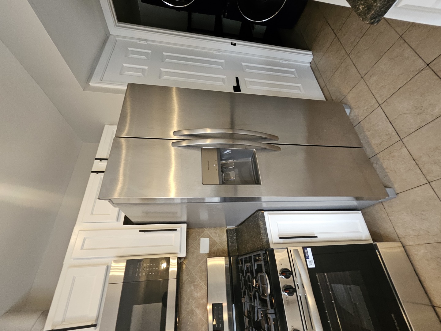 1239 SAN SIMEON Drive, Hanover Park, IL 60133