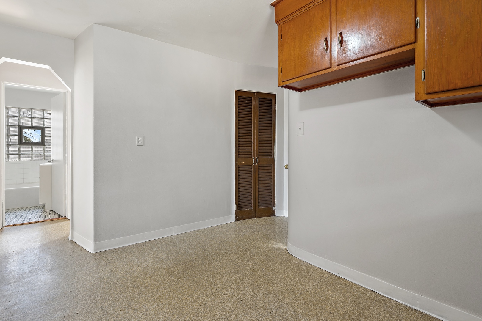 2335 N Merrimac Avenue, Chicago, IL 60639