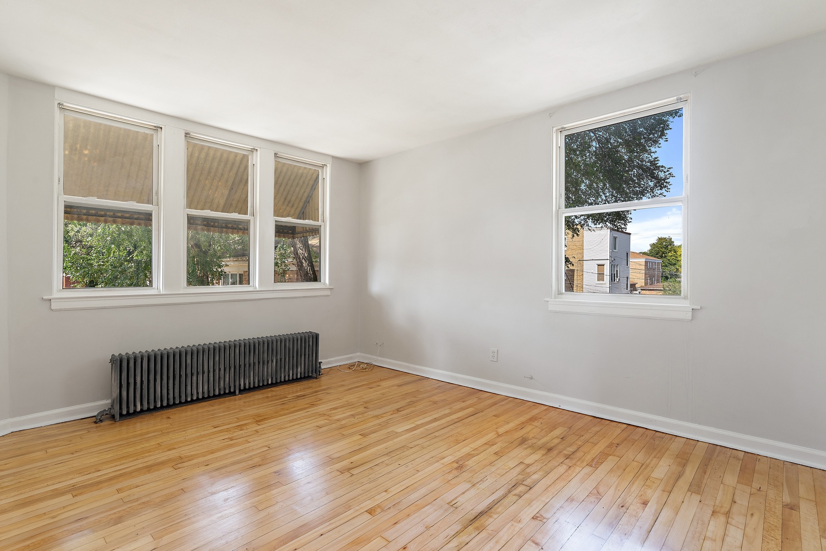 2335 N Merrimac Avenue, Chicago, IL 60639