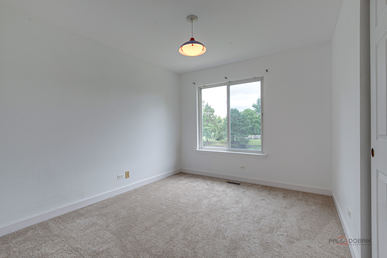 17781 W ELSBURY Street, Gurnee, IL 60031