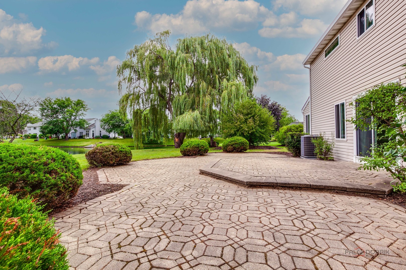 17781 W ELSBURY Street, Gurnee, IL 60031